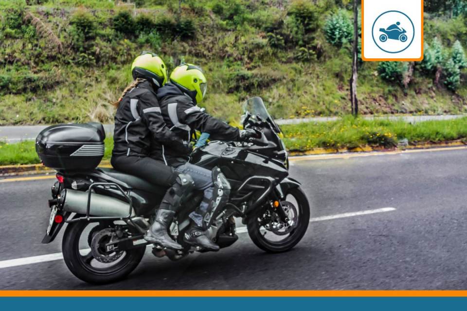 assurance taxi moto
