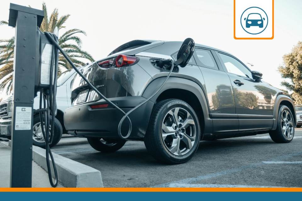 assurance voiture électrique tous risques ou intermédiaire