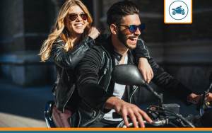 motards qui paient une assurance moto au mois